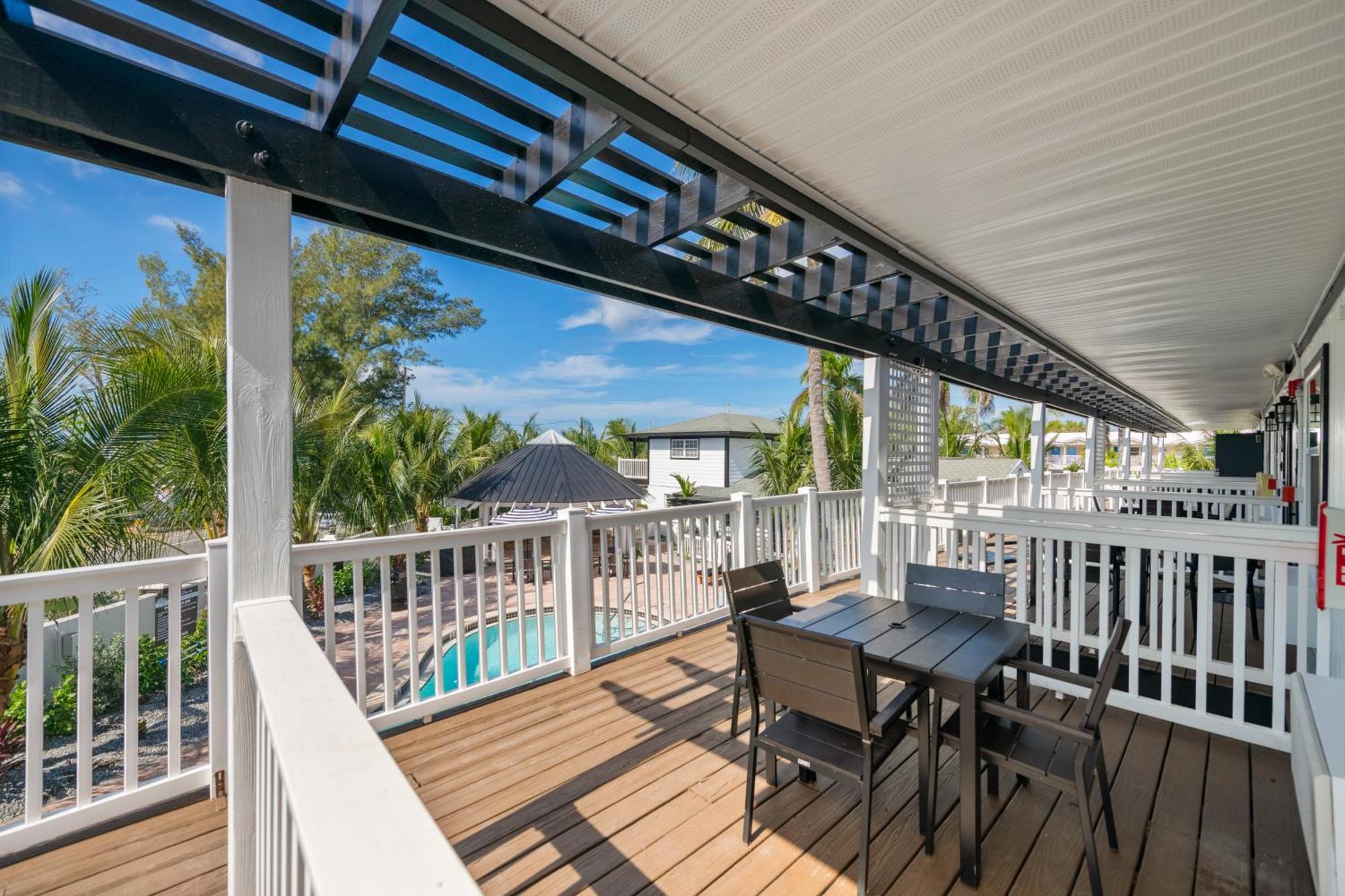 Tropic Isle At Anna Maria Island Inn Bradenton Beach Εξωτερικό φωτογραφία