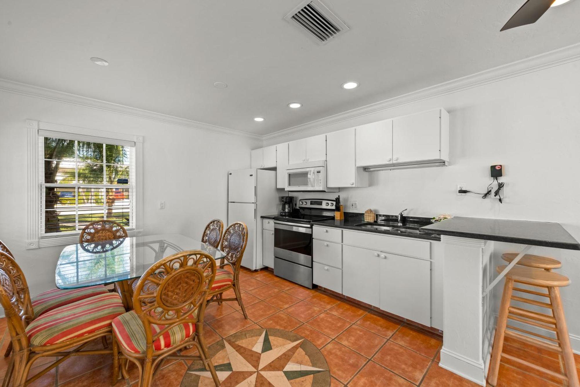 Tropic Isle At Anna Maria Island Inn Bradenton Beach Εξωτερικό φωτογραφία