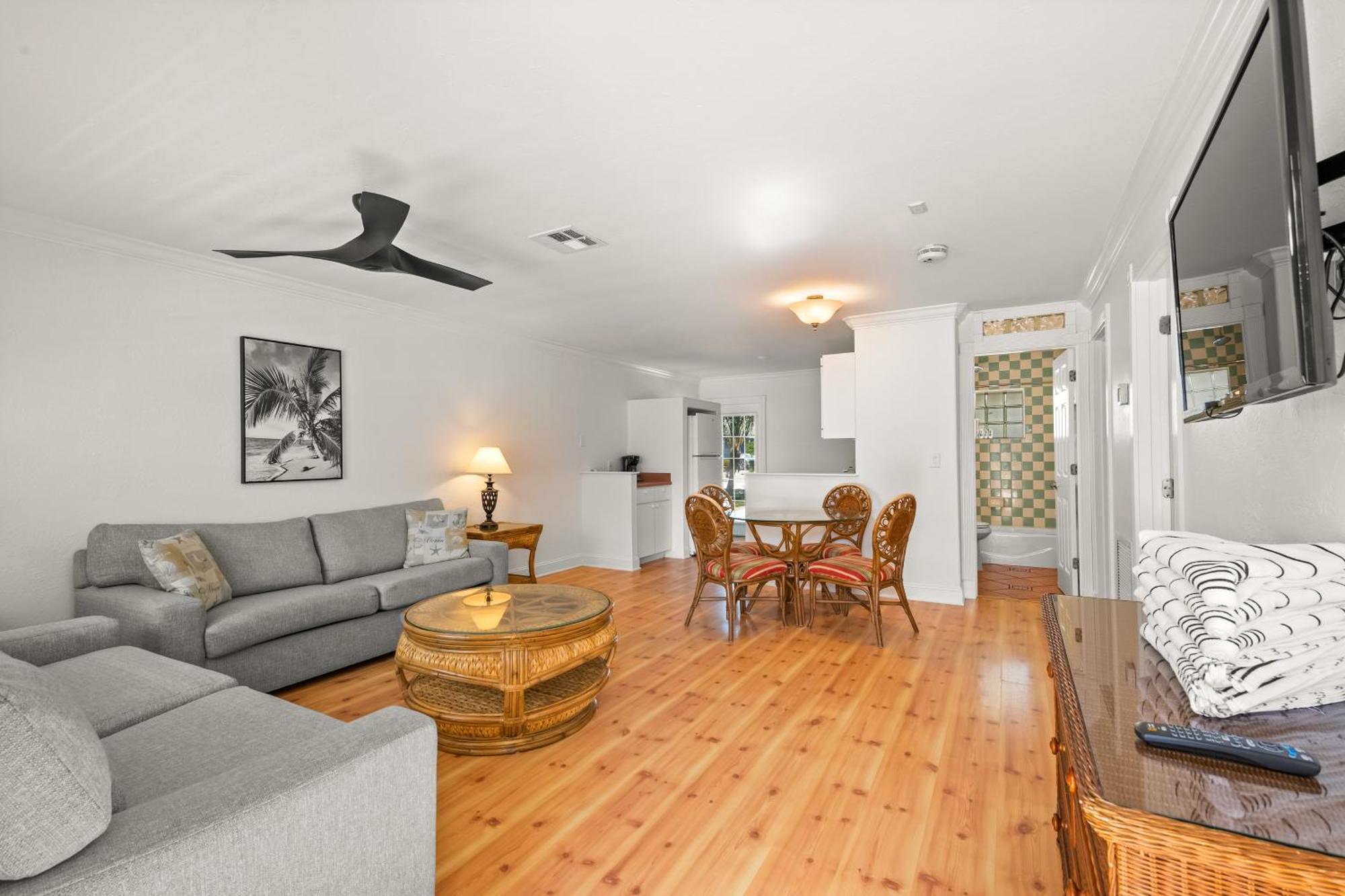 Tropic Isle At Anna Maria Island Inn Bradenton Beach Εξωτερικό φωτογραφία