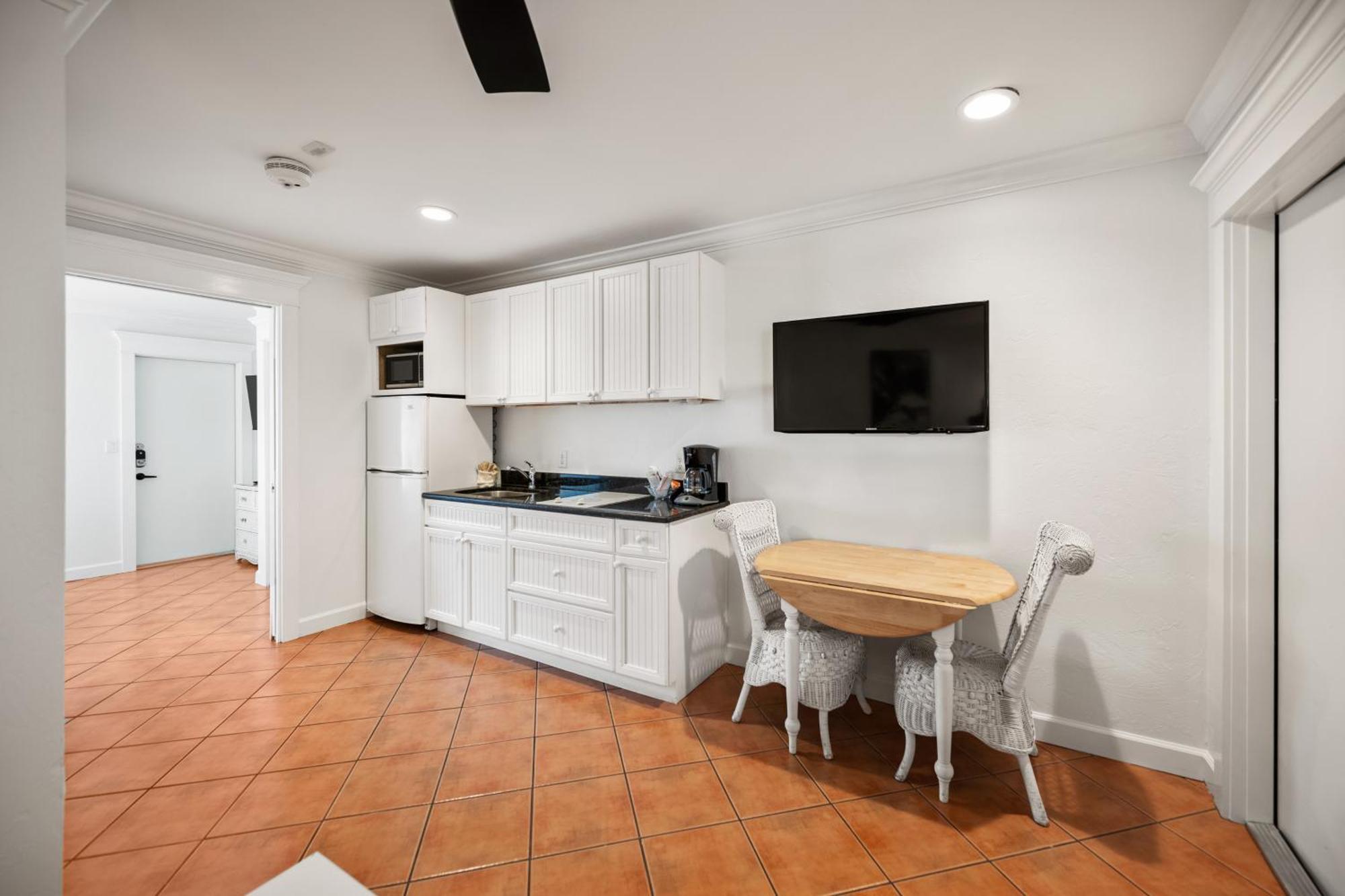 Tropic Isle At Anna Maria Island Inn Bradenton Beach Εξωτερικό φωτογραφία